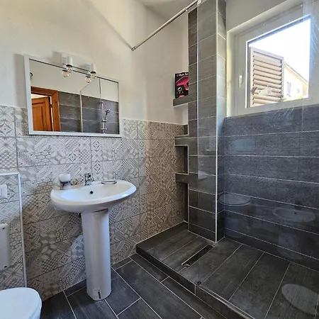 Mono Il Porto Gallura شقة سانتا تيريزا غالّورا