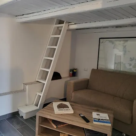 Mono Il Porto Gallura * سانتا تيريزا غالّورا