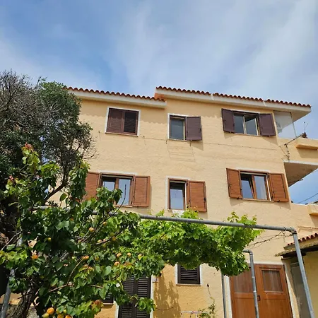 Mono Il Porto Gallura شقة سانتا تيريزا غالّورا